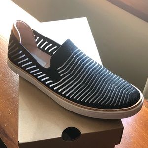 Ugg Sammy Breeze size 9.5